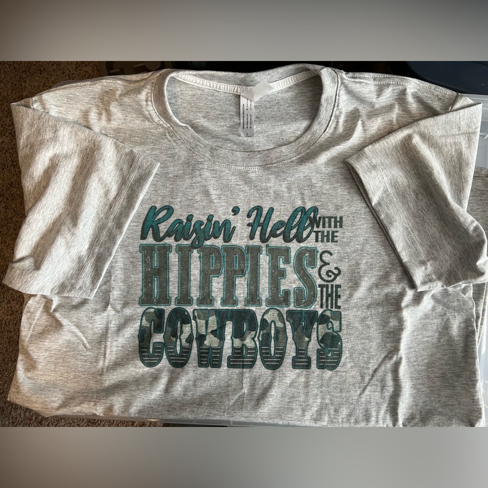 New custom made Raisin Hell with the Hippies and the Cowboys shirt, size L